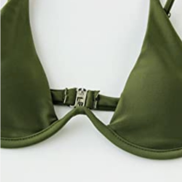 Bikini - Picture 4 of 4